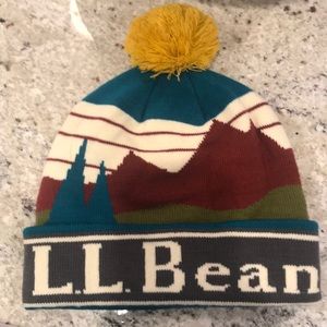 LL Bean winter hat